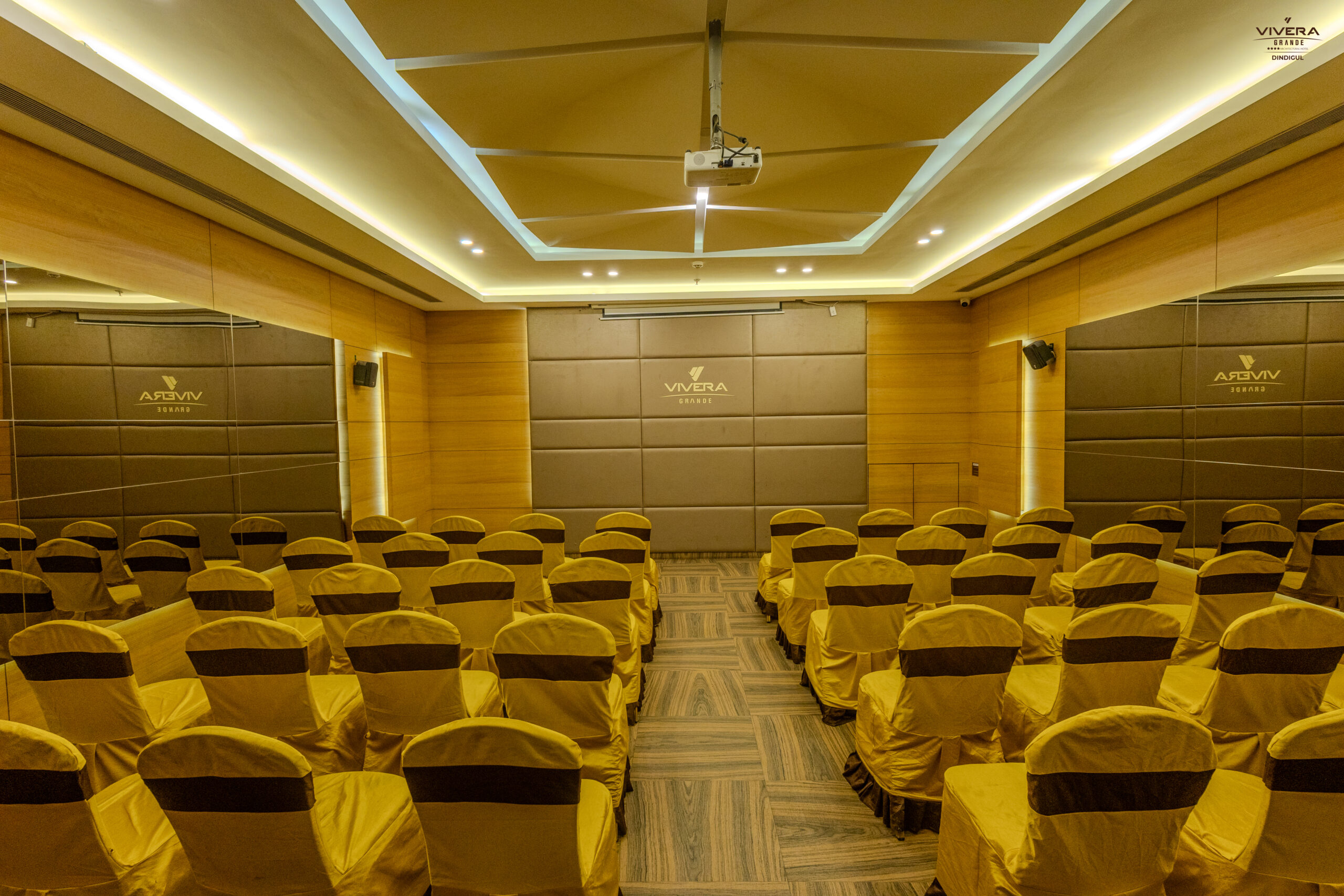 New Experience of Meeting Halls